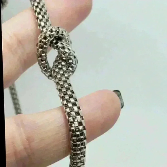 Silver Mesh Love Knott Box Snake Chain & Earrings Hollow Long Set - Picture 6 of 6